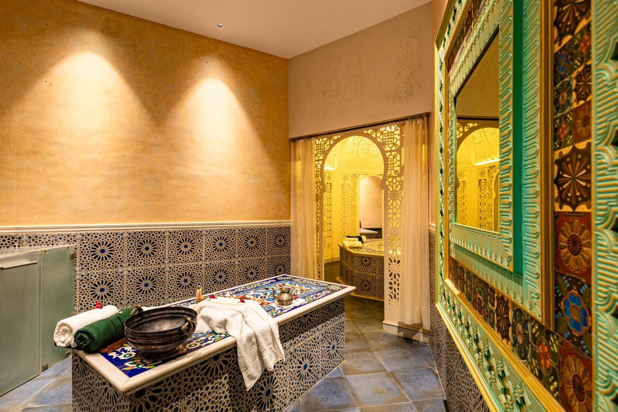 Shilp Wellness Resort And Spa Panvel Buitenkant foto